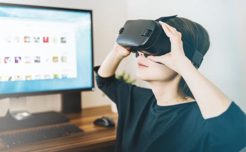 From Mobile Apps to... Multiexperience Apps: 4 Reasons to Consider a Multiexperience Development Platform From Mobile Apps to... Multiexperience Apps: 4 Reasons to Consider a Multiexperience Development Platform