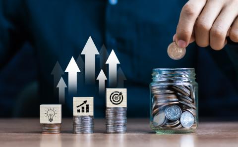 Empowering Government Agencies on a Tight Budget with Drupal Empowering Government Agencies on a Tight Budget with Drupal