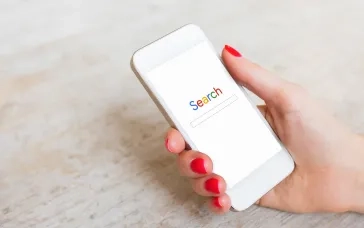 Google Enhances Its Search App With a Personalized News Feed